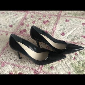 Nine West Black Pumps- Great condition!